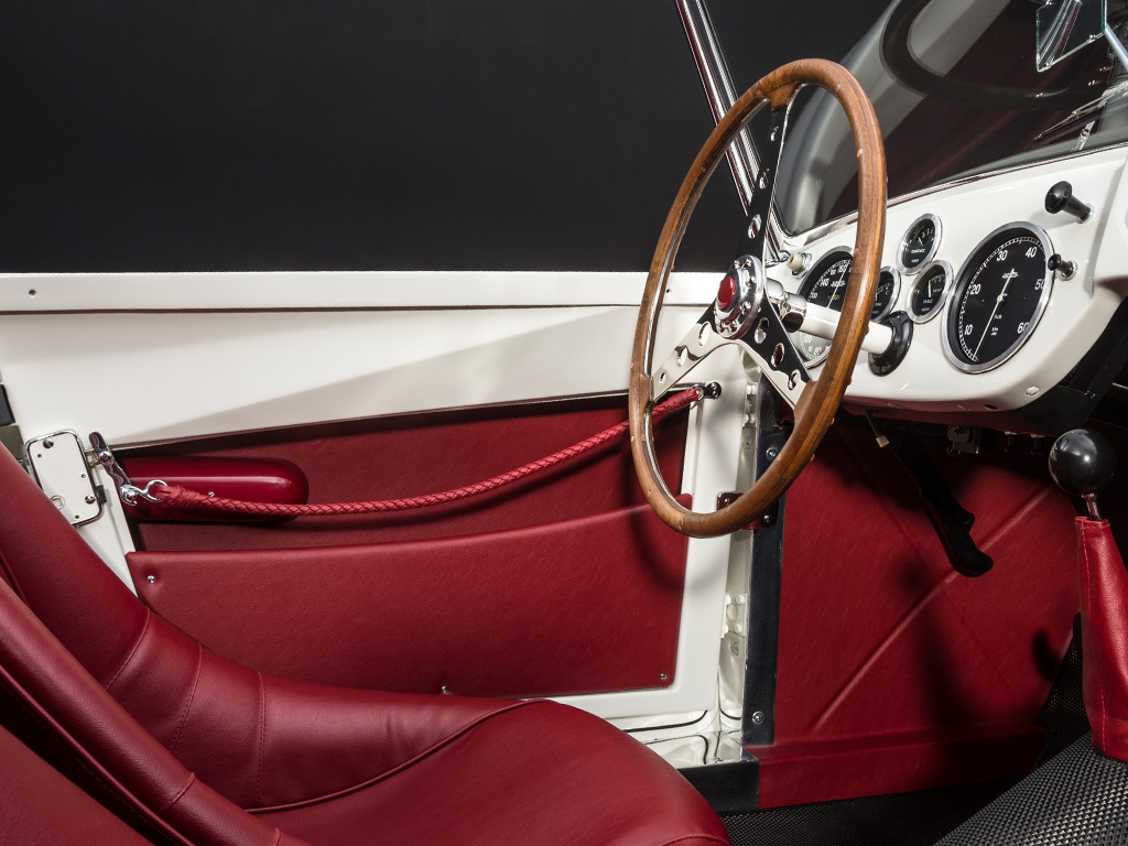 1953 SIATA 8V 208S Spider _SCCA winner_ A118